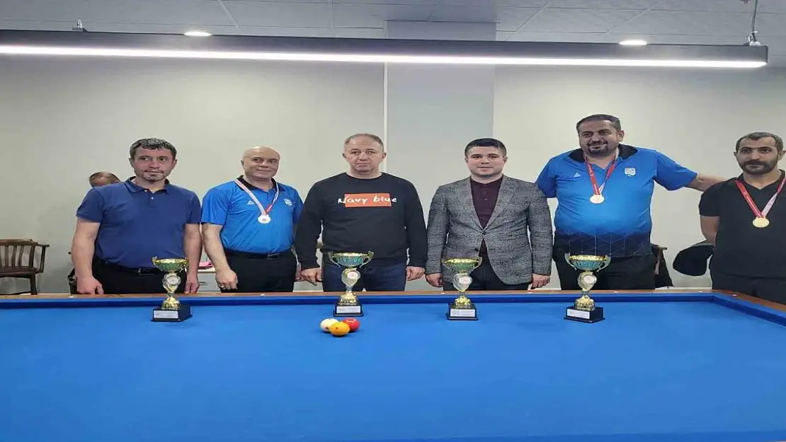 Erzurum'da Dünya Standartlarına Uygun Bilardo Salonu Hizmete Açıldı