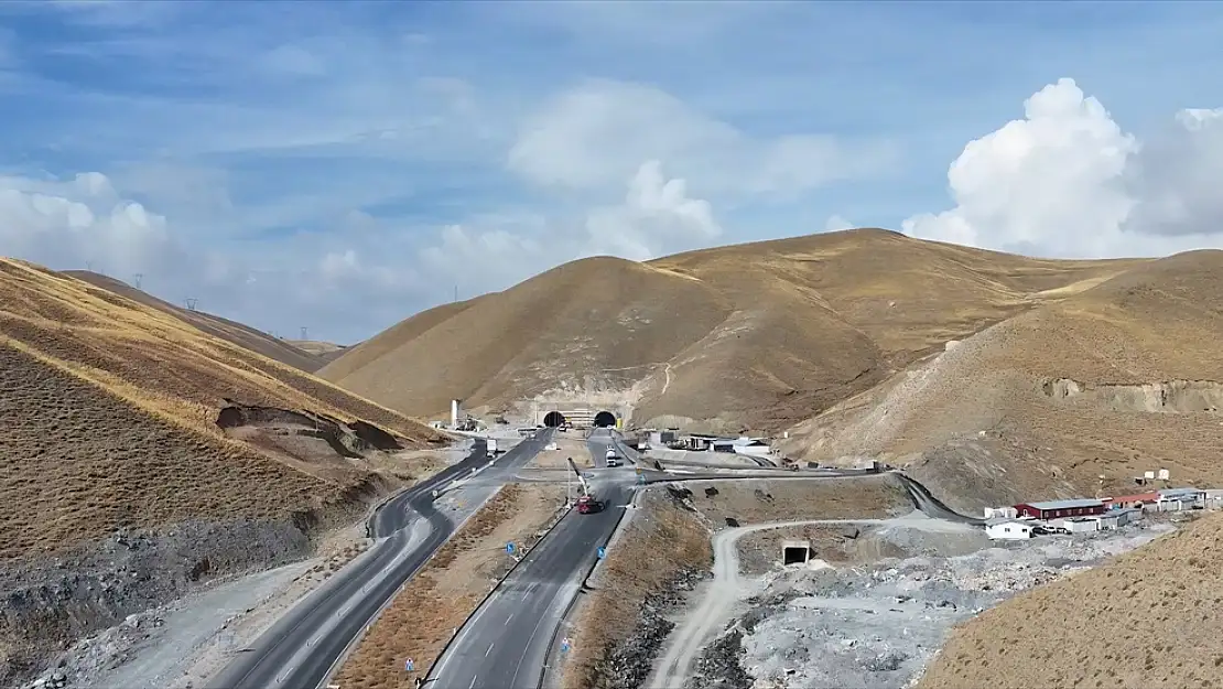 Van-Hakkari güzergahındaki Güzeldere Tüneli açılıyor