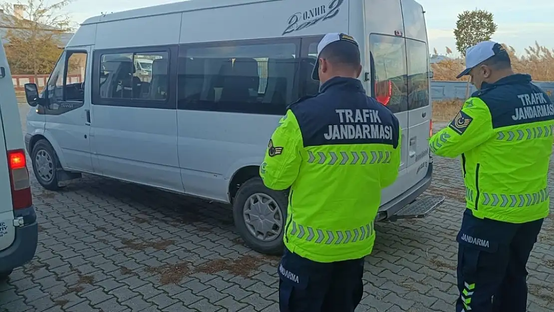 Van'da sıkı trafik denetimi: 139 araç trafikten men