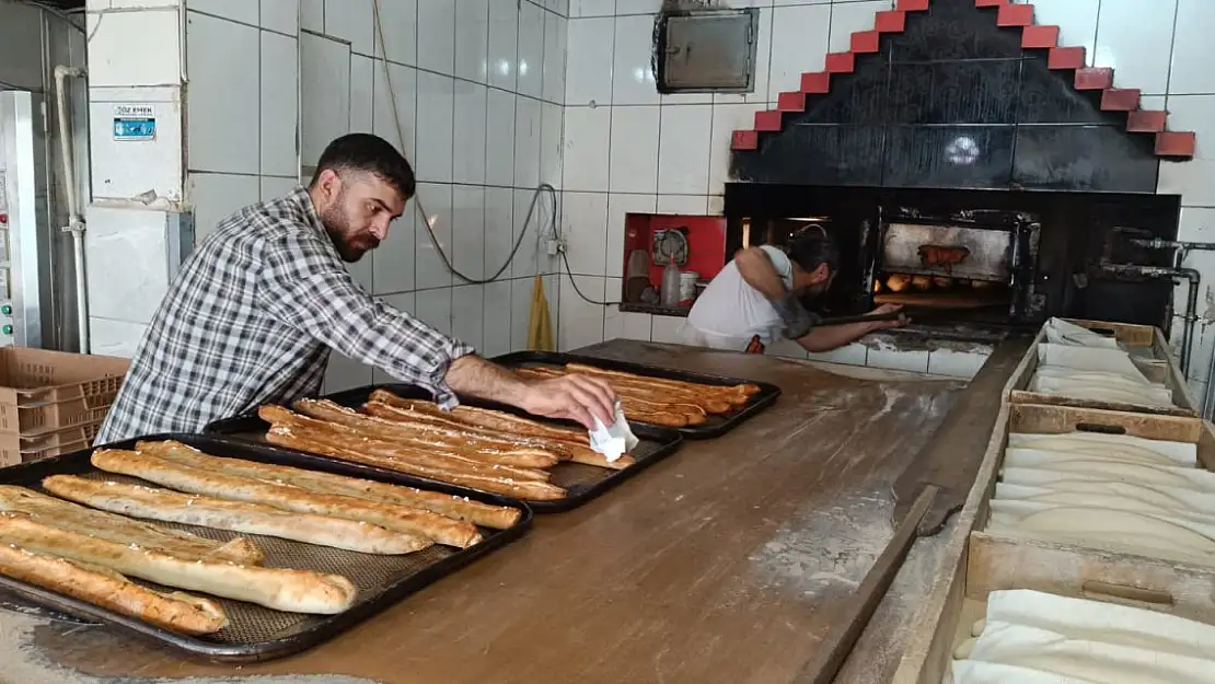 Ağrı'da Fırınlarda Ev Yemekleri Dönemi