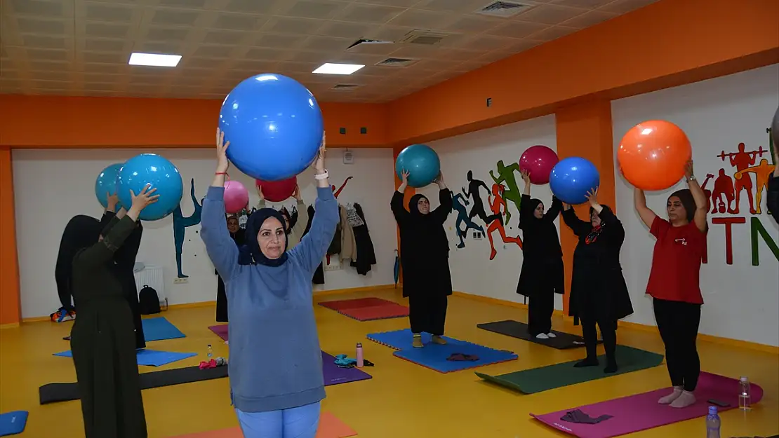 Bitlis'te kadınlara yönelik pilates kursuna yoğun ilgi