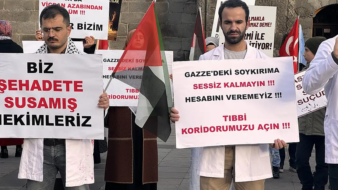 Erzurum'da sağlık çalışanları, Gazze için bir kez daha yürüdü