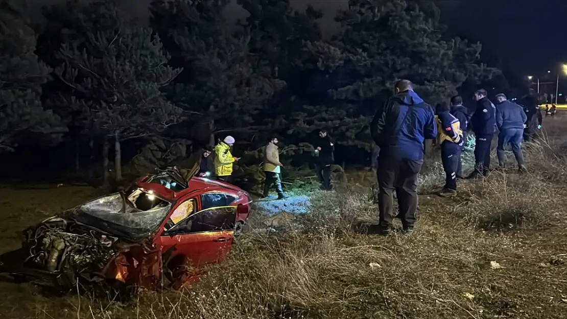 Erzurum'da bir otomobil takla attı: 1 kişi vefat etti