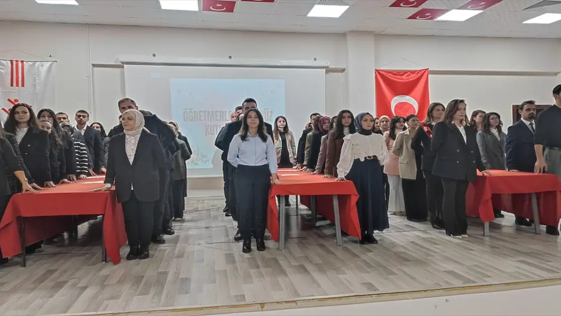 Bitlis Adilcevaz'da 24 Kasım Öğretmenler Günü Coşkusu