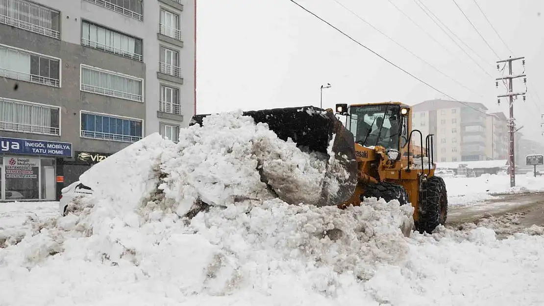 Bitlis'te 84 köy yolundan 78'i ulaşıma açıldı