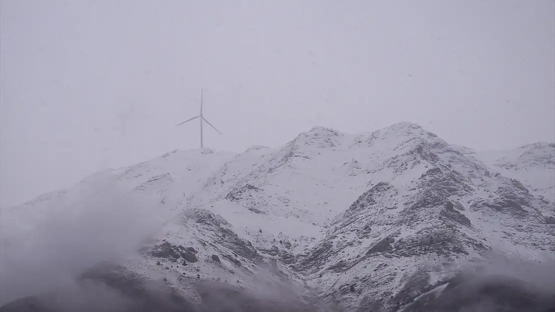 Van, Hakkari, Bitlis ve Muş'ta 283 yerleşim yerinin yolu kapandı