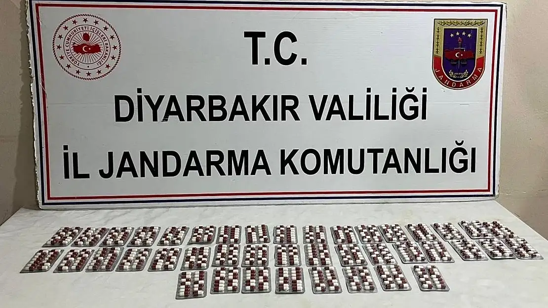 Diyarbakır'da uyuşturucu hapla yakalanan zanlı tutuklandı