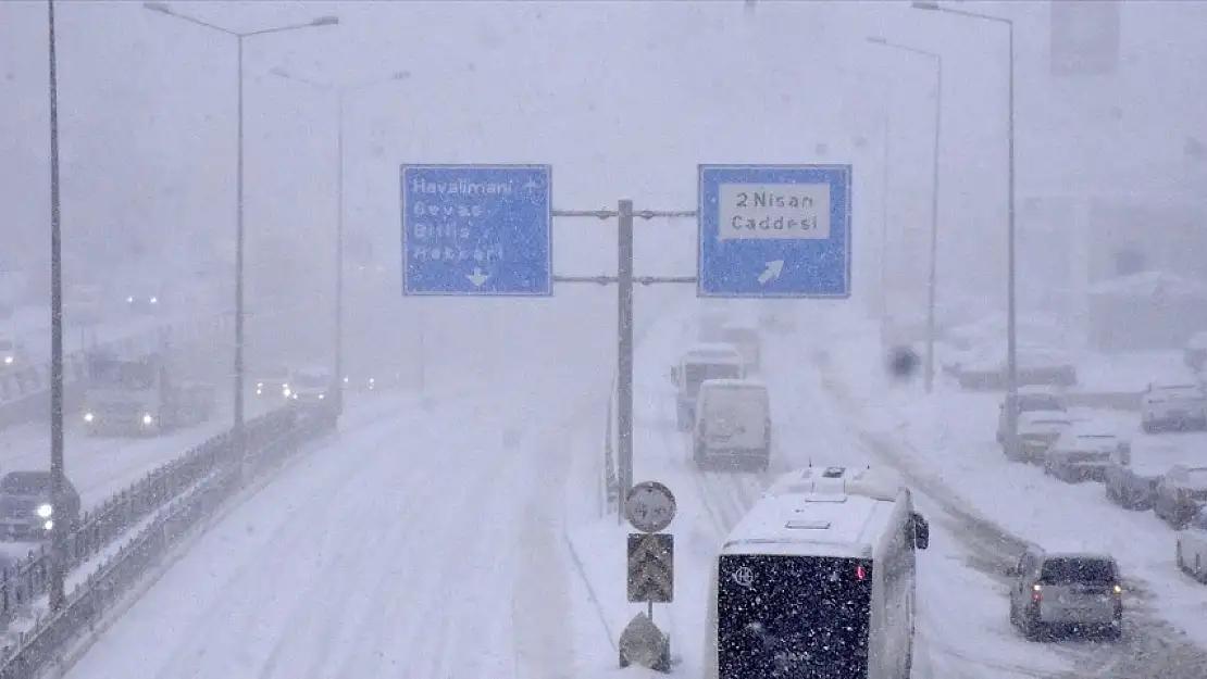 Van'ın 3 ilçesinde eğitime 1 gün ara verildi