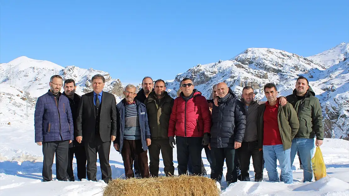 Erzurum'da yaban hayvanları unutulmadı