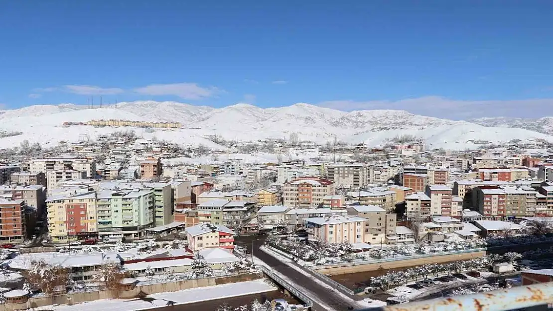 Erzurum Oltu Beyaza Büründü