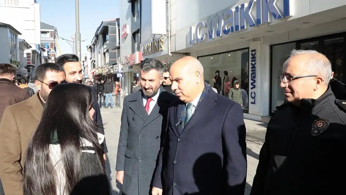 Vali Mustafa Koç'tan Cumhuriyet Caddesi'ne Ziyaret