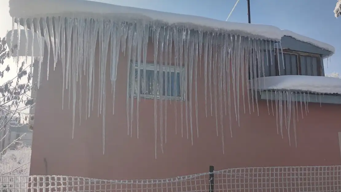 Erzurum Aşkale'de Dondurucu Soğuklar Etkili Oluyor