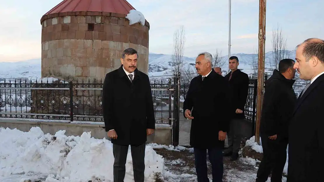 Erzurum Valisi Çiftçi, Mısri Zinnun Kümbeti'ni restore edeceğini açıkladı