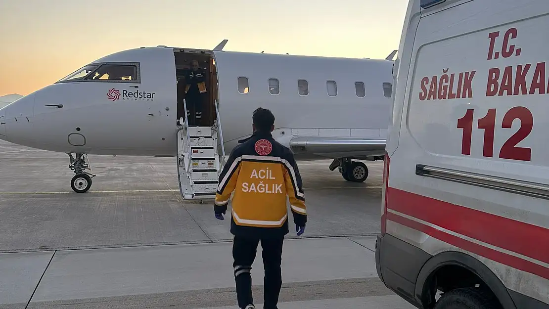 Van'da ambulans uçak 5 günlük bebek için havalandı