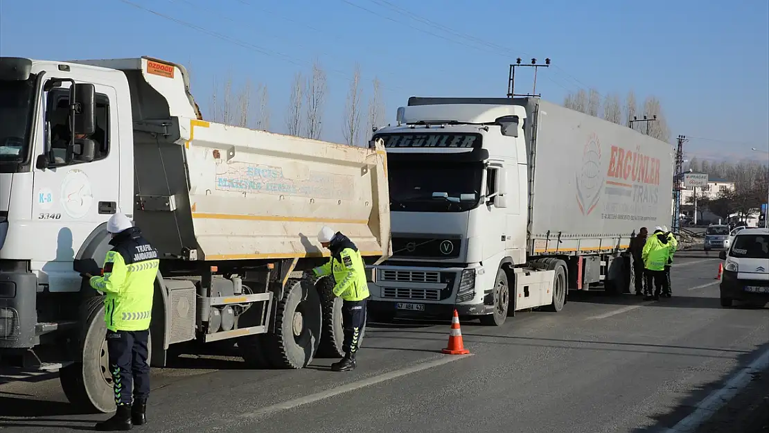 Van'da zorunlu kış lastiği denetimi