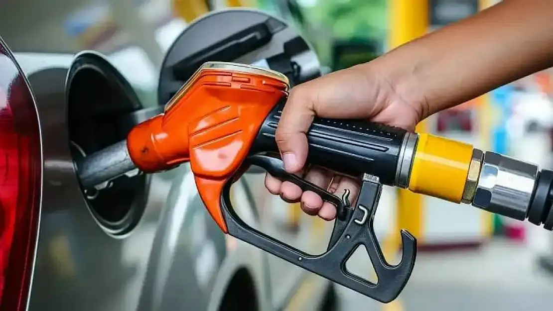 Benzine indirim geldi: 4 Aralık 2024 güncel akaryakıt fiyatları ne kadar oldu?