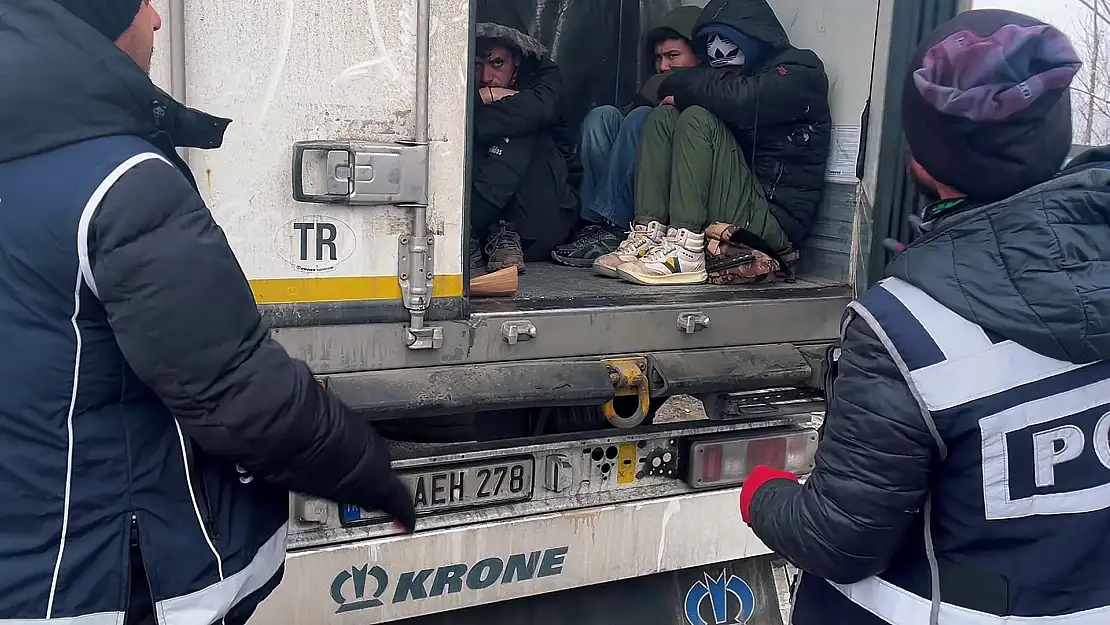 Erzurum'da göçmen kaçakçılığı operasyonu: 37 kaçak göçmen yakalandı