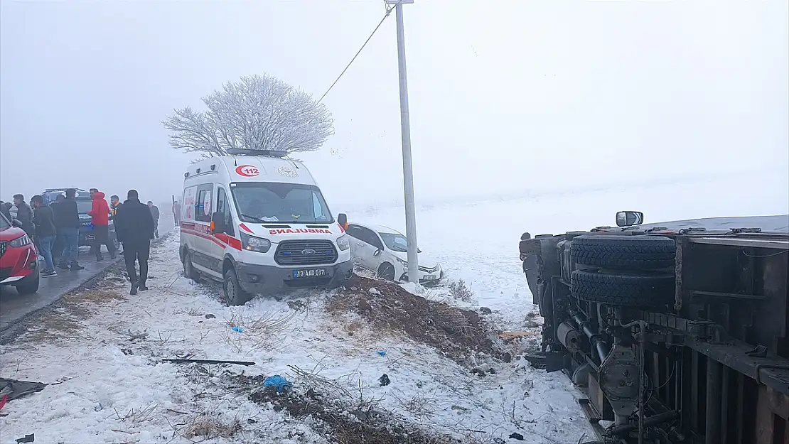 Bitlis Tatvan yolunda can pazarı