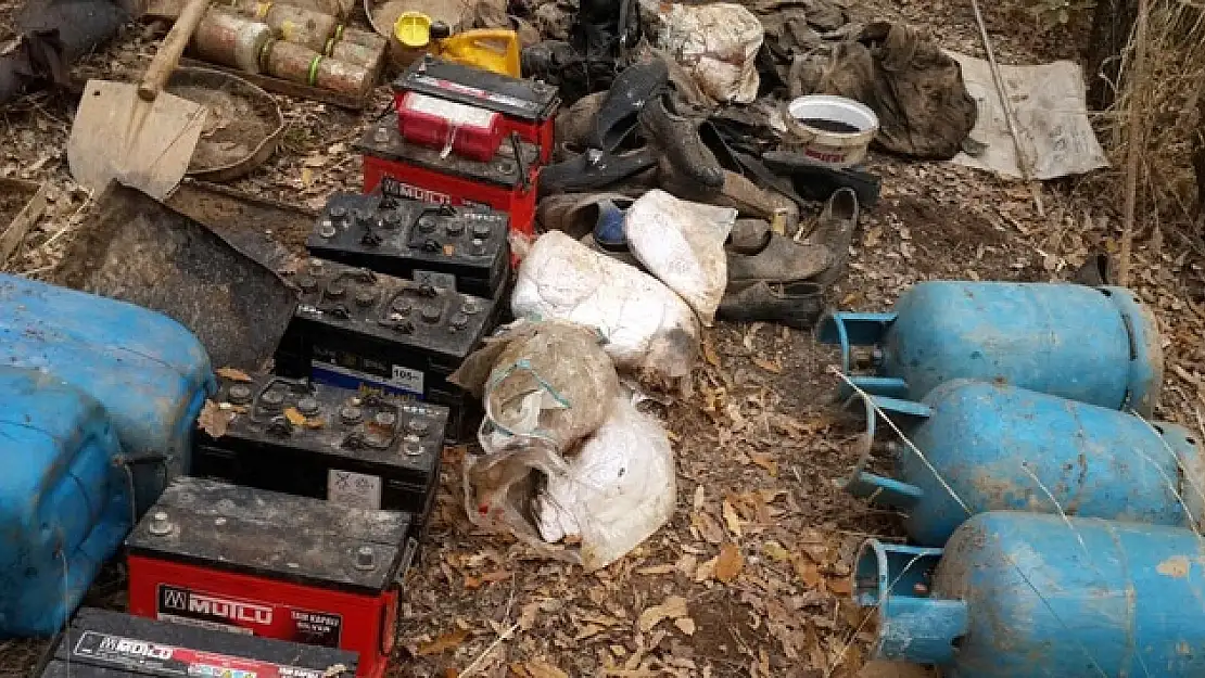 Bitlis'te sığınakta örgütsel malzemeler ele geçirildi