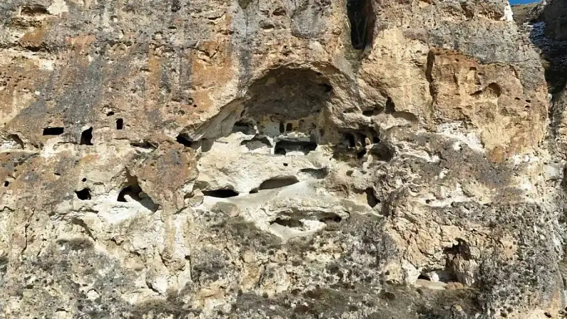 Erzurum'un Gizemli Hazinesi: Kırk Pencereli Mağaralar