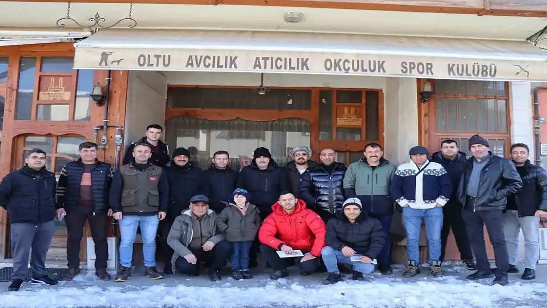 Oltu'da Avcı Kursiyerler Yazılı Sınava Girdi