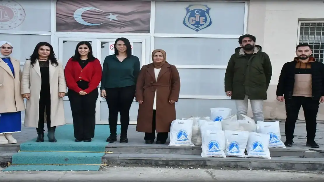 Doğubayazıt Belediyesi'nden Kadın Tutuklulara Anlamlı Ziyaret