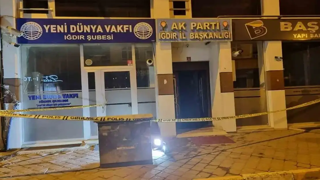 Iğdır'da AK Parti İl Başkanlığı'na Molotoflu Saldırı