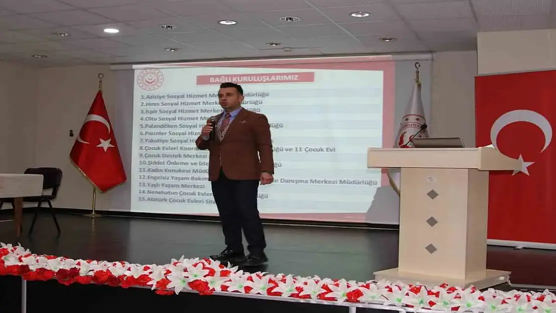 Erzurum'da Muhtarlarla İş Birliği Toplantısı Düzenlendi