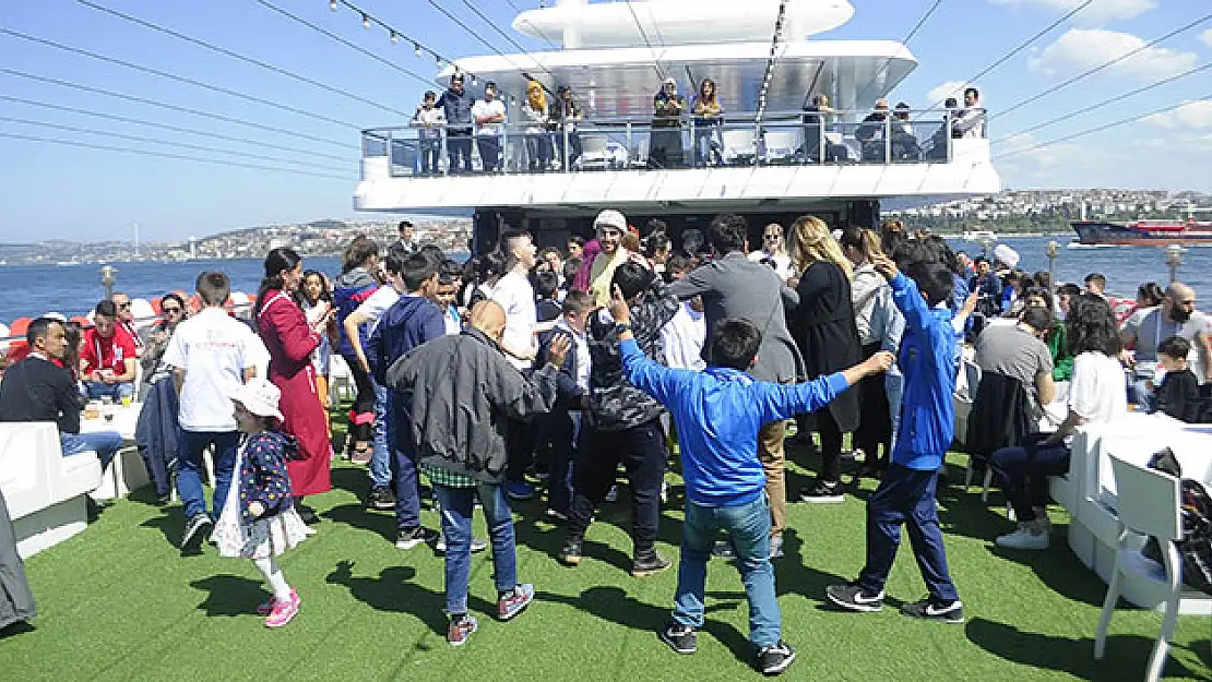 Çlcuklar ilk kez İstanbul'u gördü