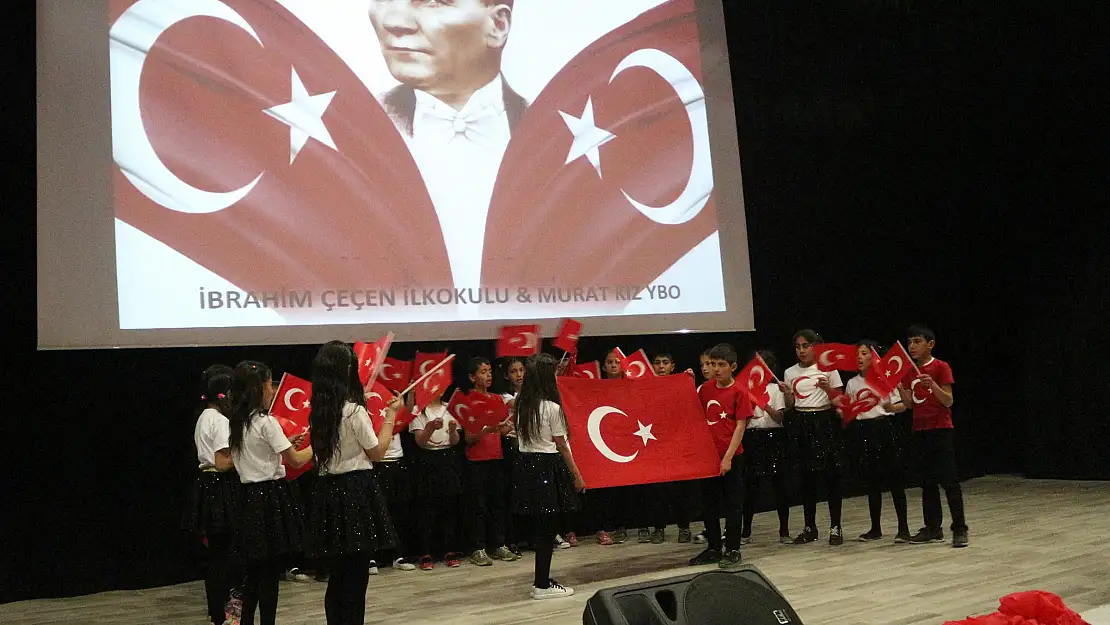 Ağrı'da 23 Nisan coşkuyla kutlandı