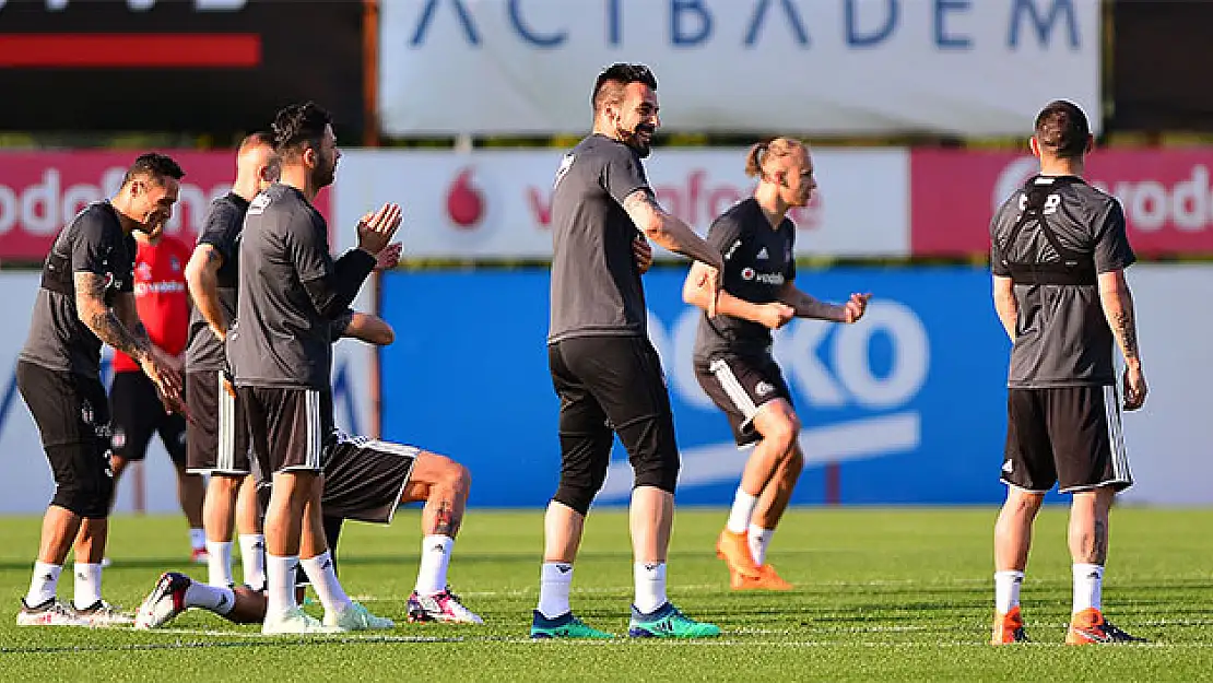 Beşiktaş derbiye hazırlanıyor