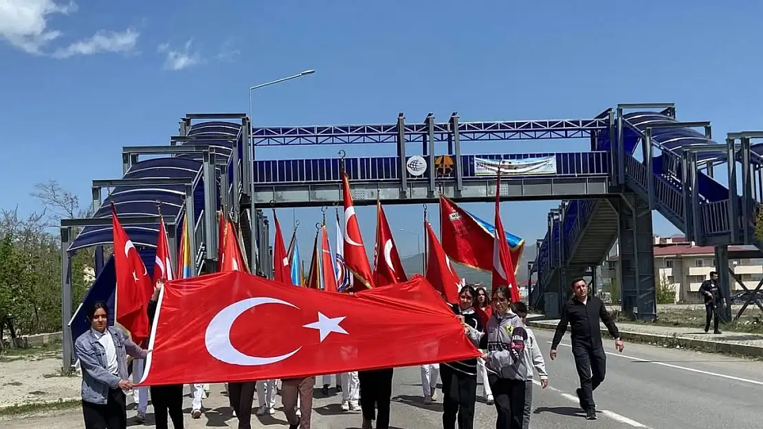 19 Mayıs coşkusu Diyadin'i sardı