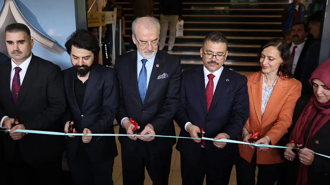 2. Iğdır Kitap Fuarı Yoğun Katılımla Açıldı