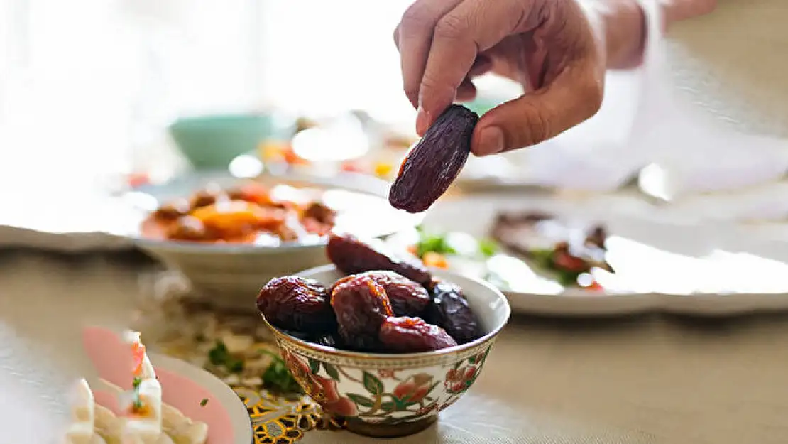2026 Ramazan Ayı Ne Zaman Başlıyor? Diyanet Takvimine Göre Oruç Takvimi Açıklandı
