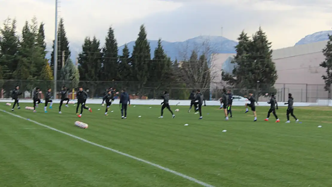 Denizli Spor İstanbul Spor maçına hazırlandı