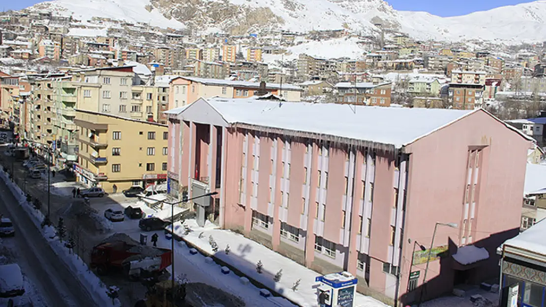 Hakkari'de konut fiyatları cep yakıyor