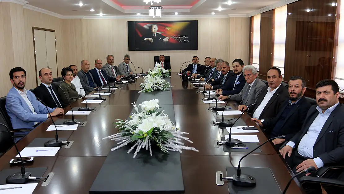 İÇÜ Senatosundan İsrail'e sert kınama
