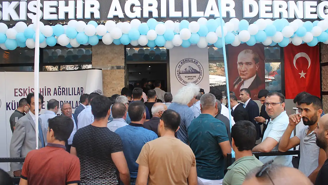 Es Ağrılılar Derneği yeni hizmet binasını açtı