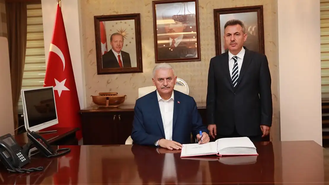 Başbakan Yıldırım Vali Elban'ı ziyaret etti