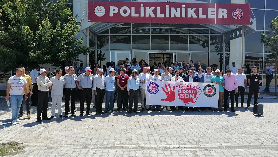 Ağrı'da sağlık çalışanına yapılan saldırı kınandı
