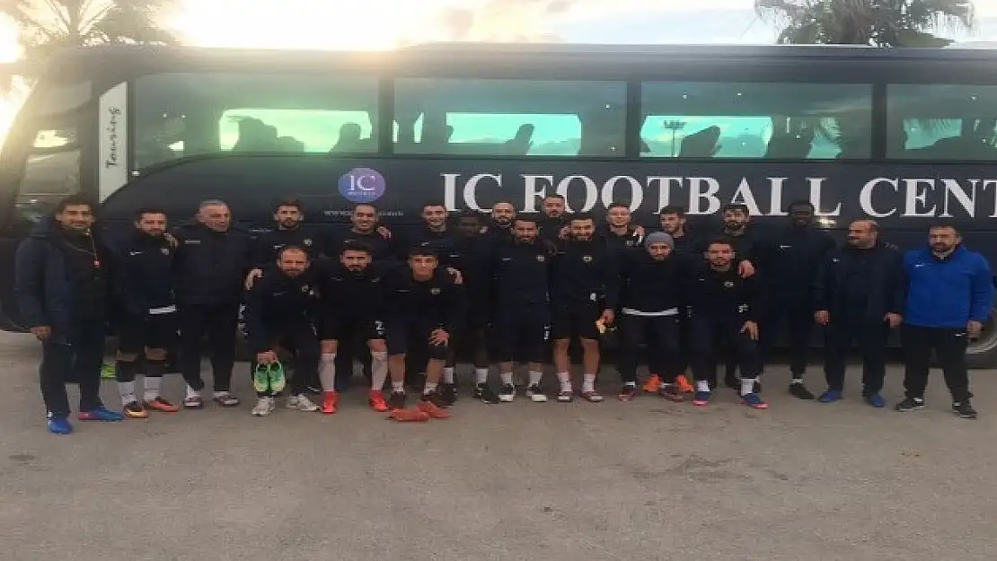 Ağrı 1970 Spor Antalya'da kamp yaptı