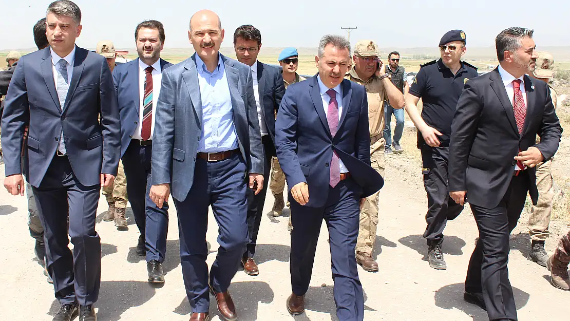 Bakan Soylu Ağrı'dan ayrıldı