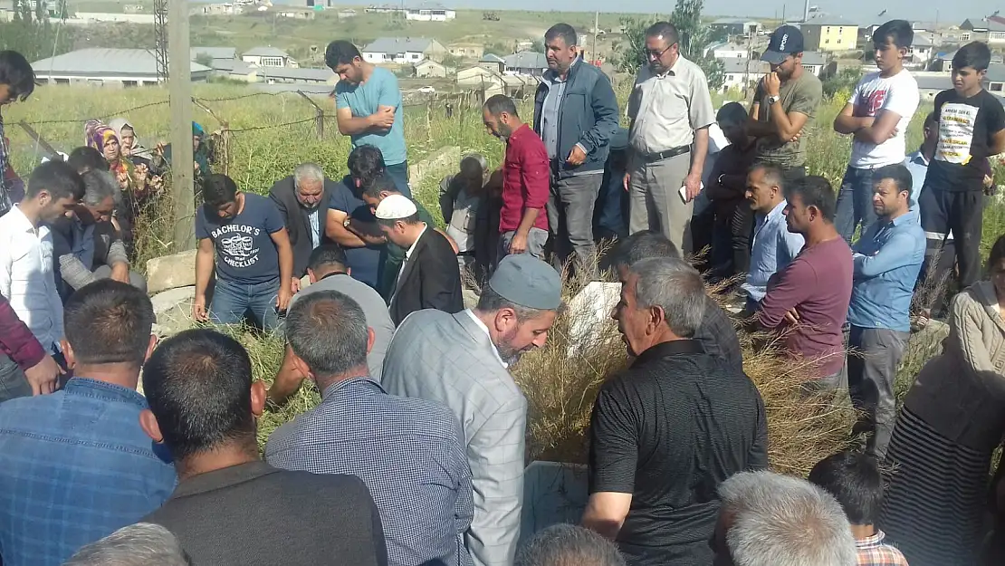Ağrı Leyla'ya Ağladı