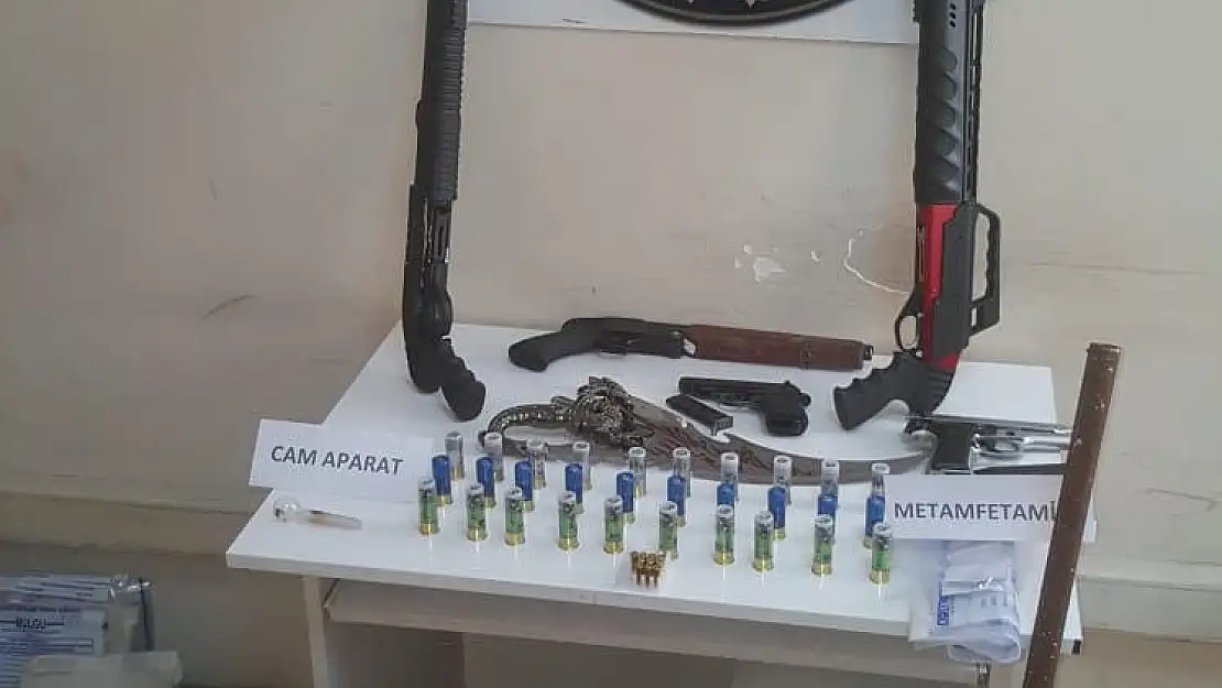 Ağrı ve Van'da uyuşturucu satıcılarına ağır darbe