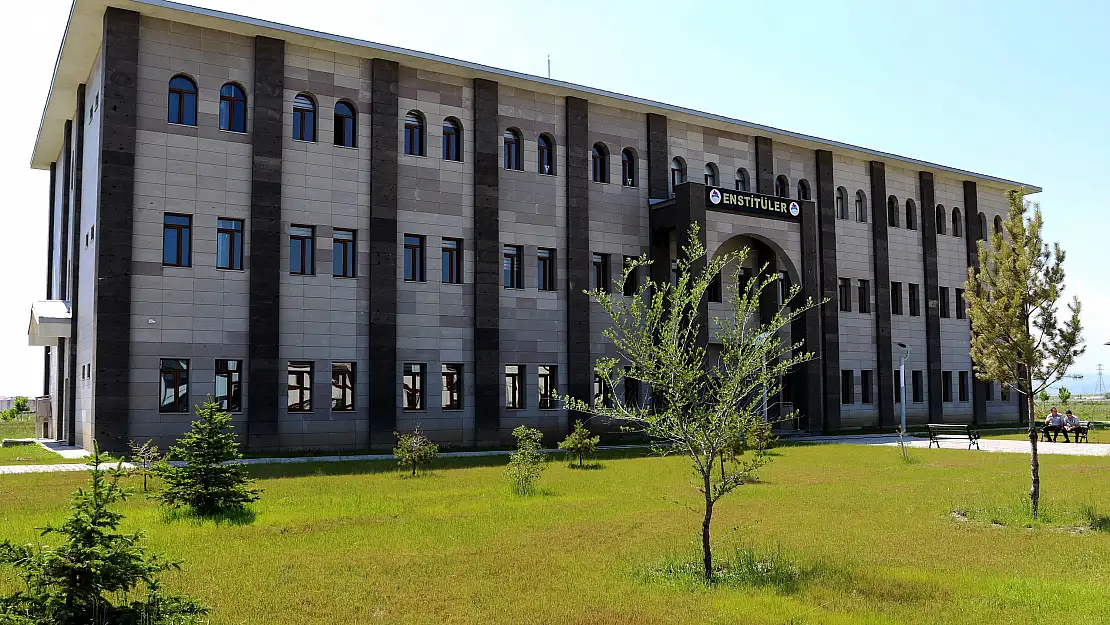 AİÇÜ'de ilk doktora programı açıldı