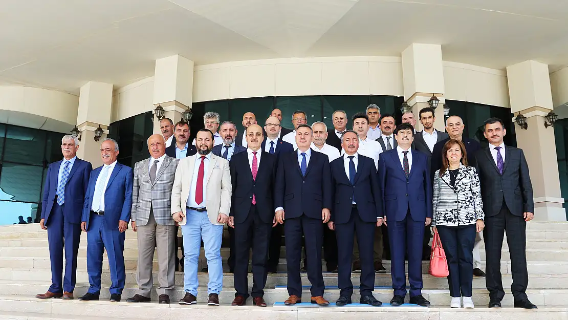 Ağrı'da 12 üniversite rektörü ABD ve Trump'ı kınadı