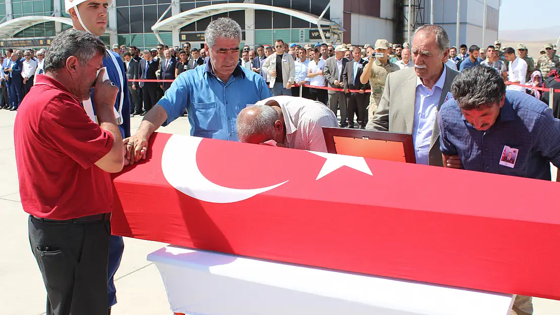 Şehit Doğan son yolculuğuna uğurlandı