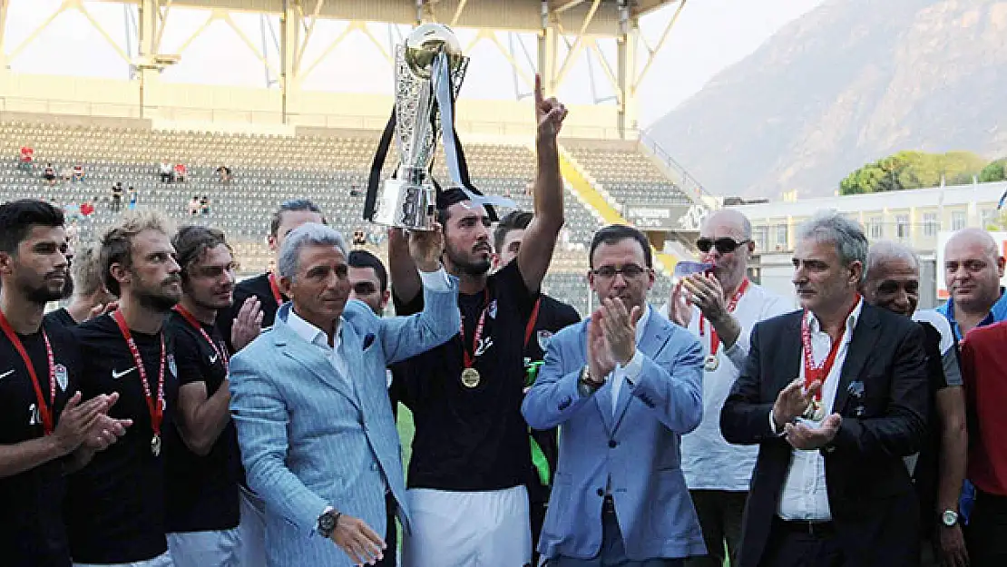 Kasap parasını ödeyemeyen Manisaspor'a haciz şoku