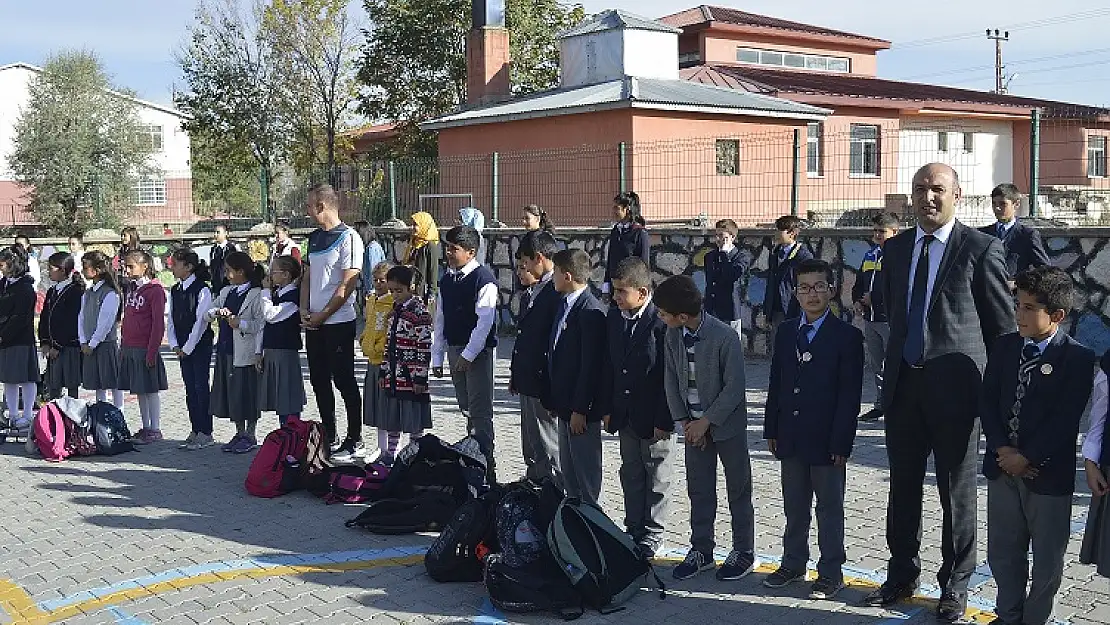 Ağrı'da Öğrenciler Her Sabah Derse Sporla Başlıyor