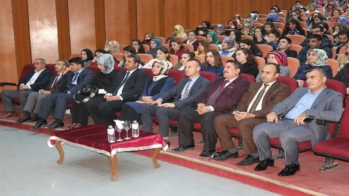 Eğitimci Yazar Tanışır'dan söyleşi